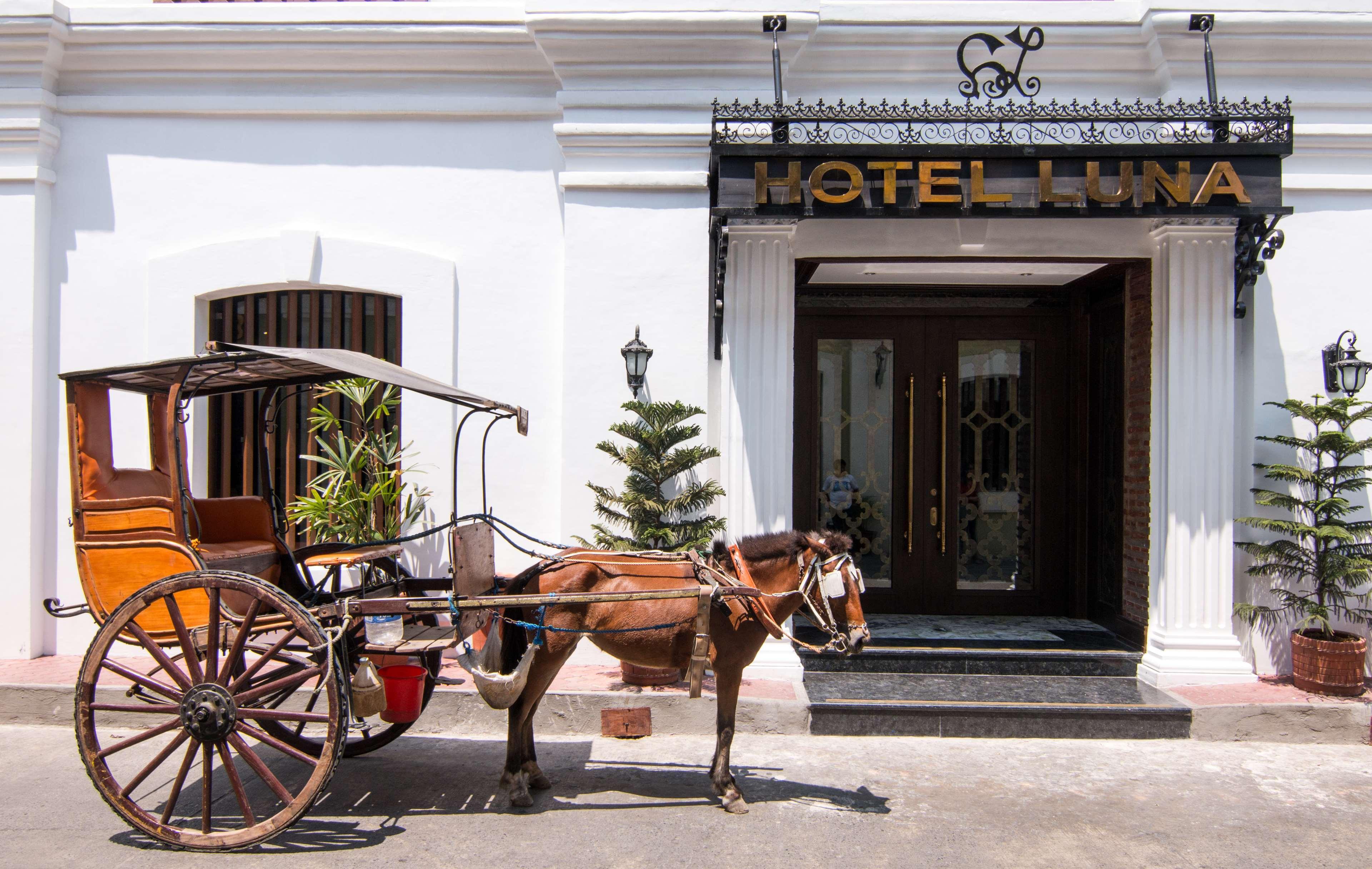 Hotel Luna Виган Экстерьер фото