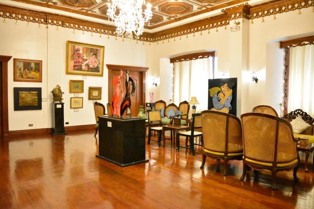 Hotel Luna Виган Экстерьер фото