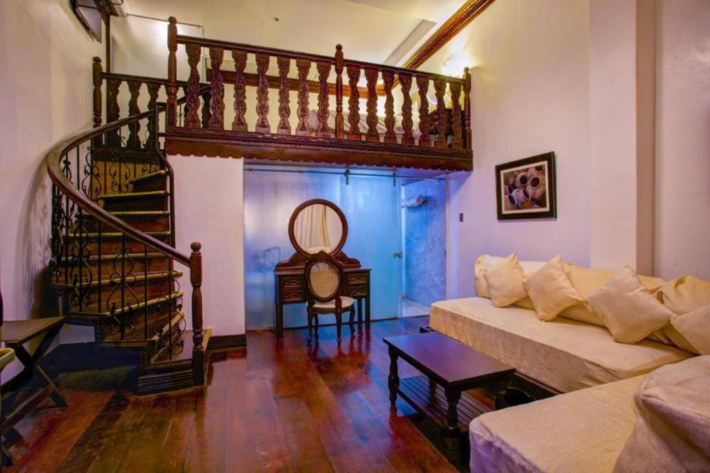 Hotel Luna Виган Экстерьер фото