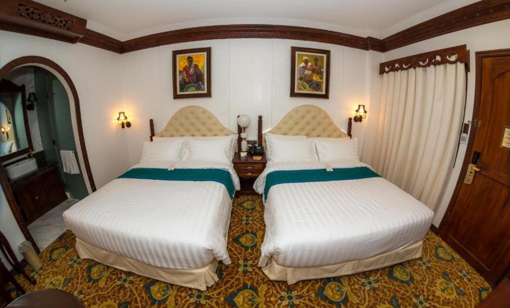 Hotel Luna Виган Экстерьер фото