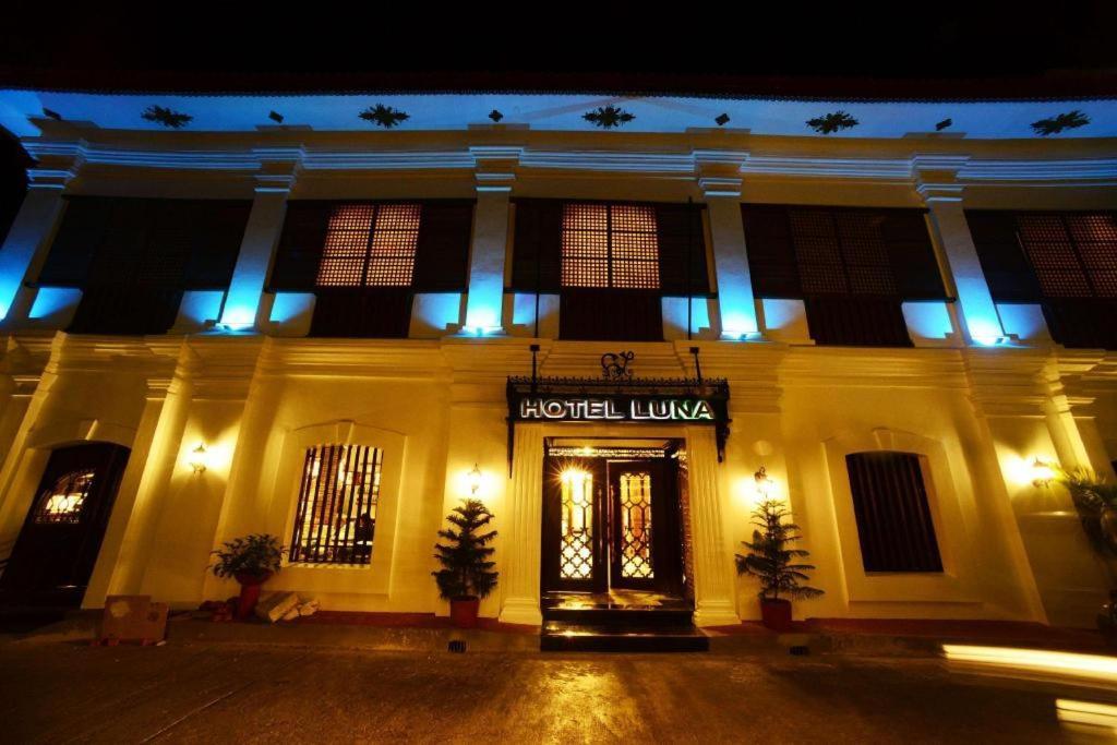 Hotel Luna Виган Экстерьер фото